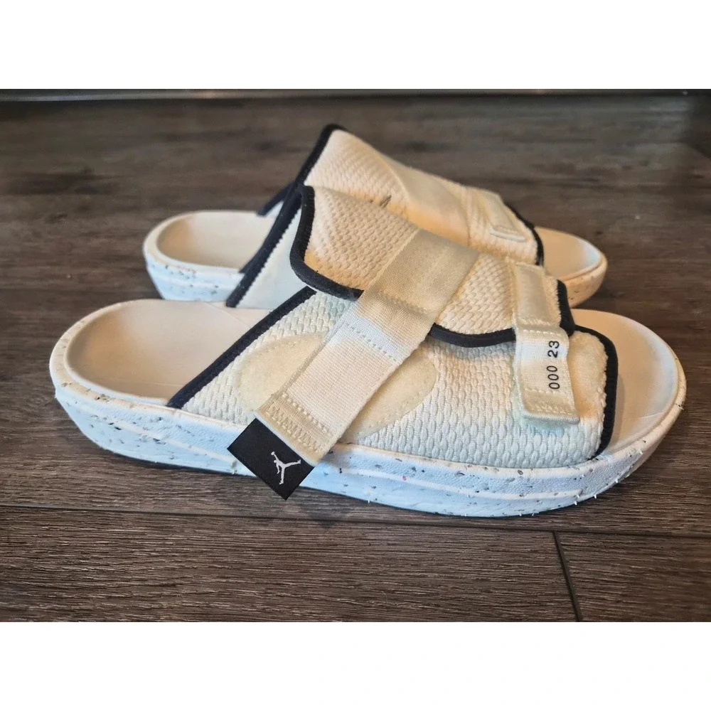 Nike Air Jordan Crater Slide Coconut Milk Colorway Mens Size 11 Sandals